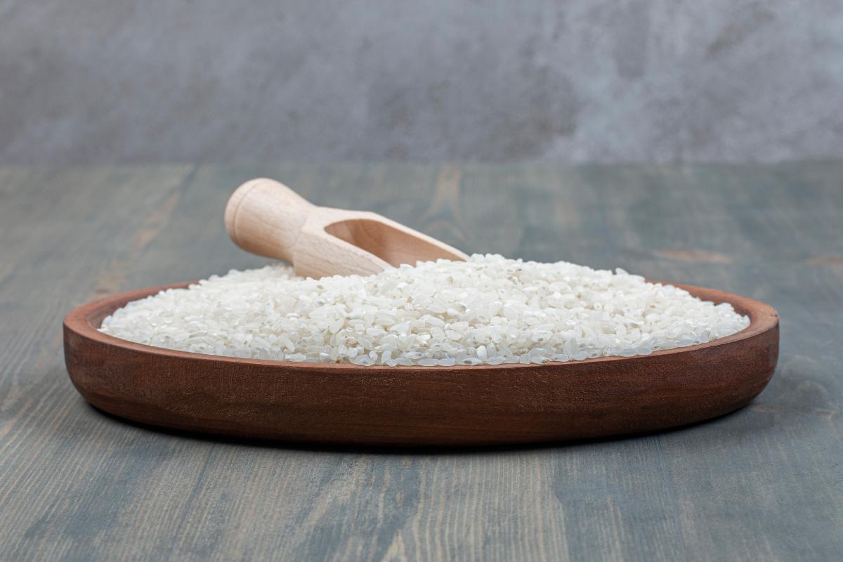 Arroz no atacado: guia de compra inteligente para seu negócio